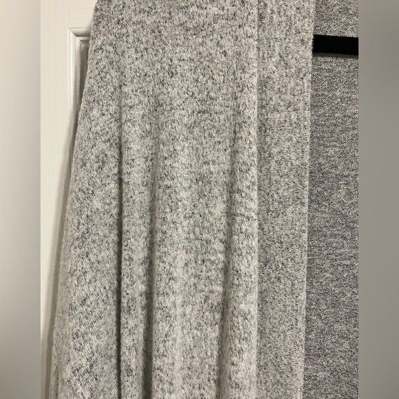 American Threads Long Cardigan - Picture 4 of 8